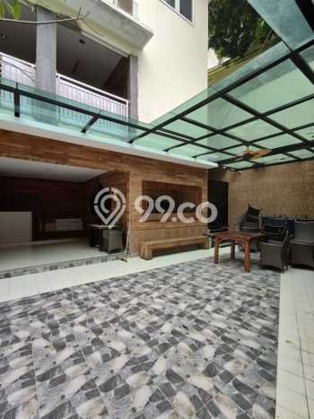 Kantor Bagus LT 445m2 LB 450m2 Dijual di Kebayoran Baru Jakarta Selatan Kantor Bagus LT 445m2 LB 450m2 Dijual di Kebayoran Baru Jakarta Selatan