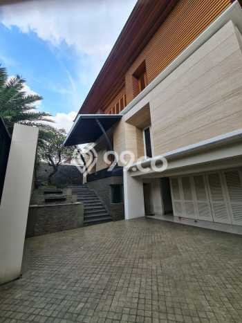 Hunian Super Mewah dengan Akses Paling Strategis di Pondok Indah, Jakarta Selatan Hunian Super Mewah dengan Akses Paling Strategis di Pondok Indah, Jakarta Selatan