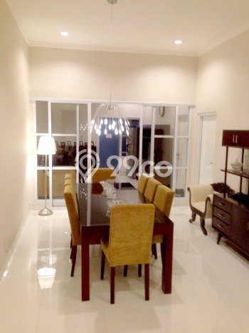 Hunian Mewah Siap Huni LT 420m2 di Kebayoran Baru, Jakarta Selatan Hunian Mewah Siap Huni LT 420m2 di Kebayoran Baru, Jakarta Selatan