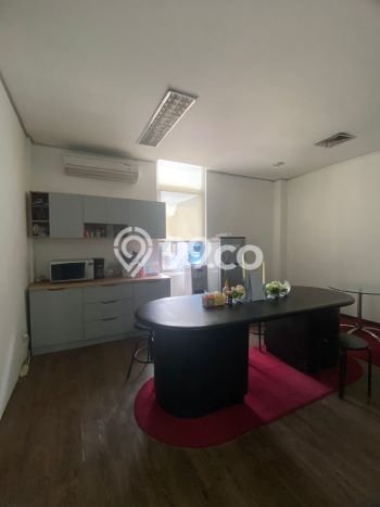 Lokasi Strategis! Dijual Komersial Bisnis di Cilandak, Jakarta Selatan Kondisi Bagus Lokasi Strategis! Dijual Komersial Bisnis di Cilandak, Jakarta Selatan Kondisi Bagus