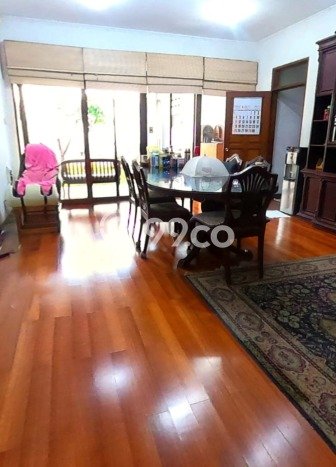 Rumah Elit LB 400m2 Siap Pakai Desain Elegan di Pondok Indah, Jakarta Selatan Rumah Elit LB 400m2 Siap Pakai Desain Elegan di Pondok Indah, Jakarta Selatan