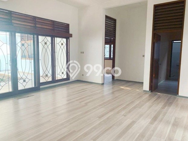 Ready to Use! Luxury House LT 630m2 Desain Elegan di Pondok Indah Ready to Use! Luxury House LT 630m2 Desain Elegan di Pondok Indah