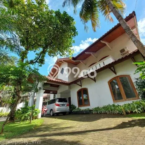 Jual Rumah Mewah Megah Dengan View Eksklusif di Pondok Indah, Jakarta Selatan Jual Rumah Mewah Megah Dengan View Eksklusif di Pondok Indah, Jakarta Selatan