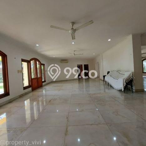 Jual Rumah Mewah Megah Dengan View Eksklusif di Pondok Indah, Jakarta Selatan Jual Rumah Mewah Megah Dengan View Eksklusif di Pondok Indah, Jakarta Selatan