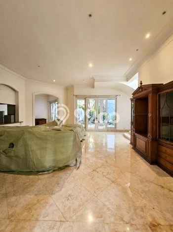 Rumah Elit Modern Tanpa Renovasi di Permata Hijau Jakarta Selatan Rumah Elit Modern Tanpa Renovasi di Permata Hijau Jakarta Selatan