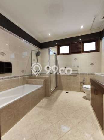 Hunian Minimalis Untuk Disewakan di Kemang Jakarta Selatan 7 KT & 5 KM Hunian Minimalis Untuk Disewakan di Kemang Jakarta Selatan 7 KT & 5 KM