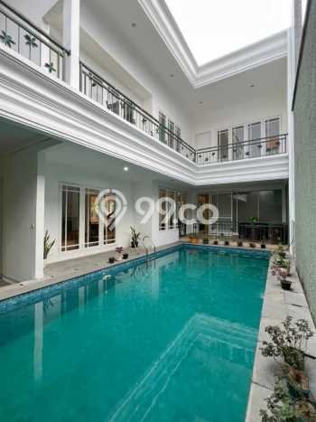 Rumah Luxury Modern Tanpa Renovasi di Kemang Jakarta Selatan Rumah Luxury Modern Tanpa Renovasi di Kemang Jakarta Selatan