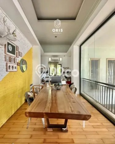 Jual Rumah Luas Elegan Dengan View Eksklusif di Senopati, Jakarta Selatan Jual Rumah Luas Elegan Dengan View Eksklusif di Senopati, Jakarta Selatan