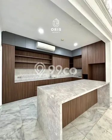 Rumah Elit Modern Siap Huni di Pondok Indah Jakarta Selatan Rumah Elit Modern Siap Huni di Pondok Indah Jakarta Selatan