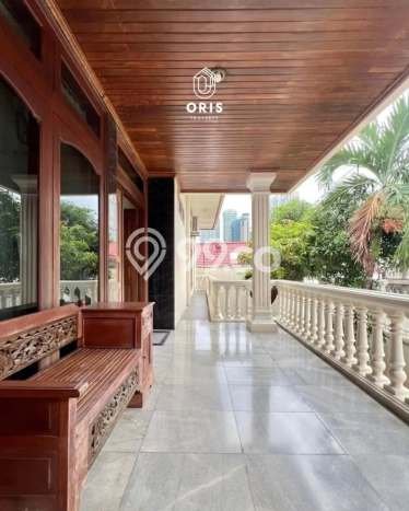 Rumah Elit Modern Tanpa Renovasi di Kemang Jakarta Selatan Rumah Elit Modern Tanpa Renovasi di Kemang Jakarta Selatan