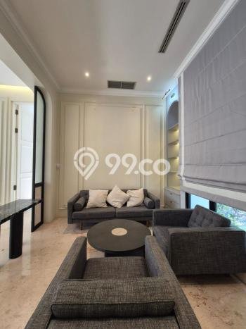 Disewakan Rumah Nyaman di SCBD LT 650m2 / LB 700m2 Kondisi Bagus Disewakan Rumah Nyaman di SCBD LT 650m2 / LB 700m2 Kondisi Bagus