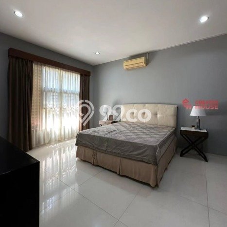 Ready to Use! Premium House LT 360m2 Desain Modern di Cipete Ready to Use! Premium House LT 360m2 Desain Modern di Cipete