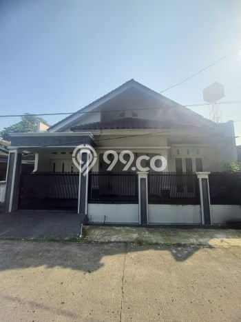 Dijual Hunian Rumah Terawat 3 Kamar di Sukmajaya, Depok Dijual Hunian Rumah Terawat 3 Kamar di Sukmajaya, Depok