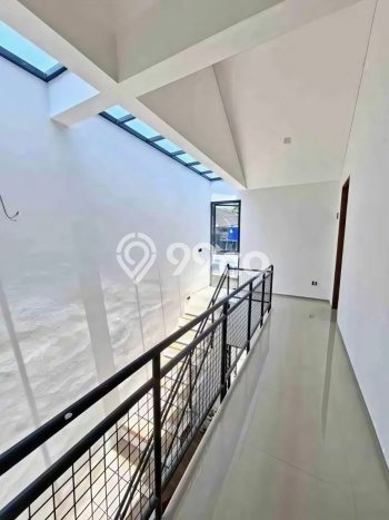 For Sale Rumah 3 Kamar Lokasi Strategis Nyaman dan Strategis di Antapani For Sale Rumah 3 Kamar Lokasi Strategis Nyaman dan Strategis di Antapani