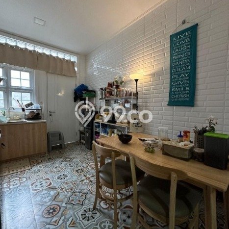 Dijual Rumah Strategis Bagus Punya 8 KT di Antapani Bandung SHM Dijual Rumah Strategis Bagus Punya 8 KT di Antapani Bandung SHM