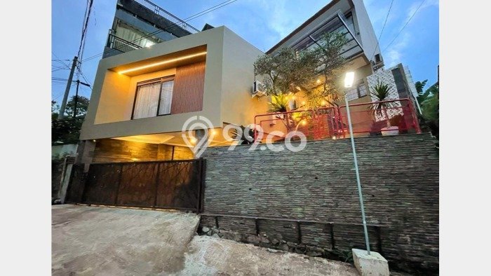 Rumah Modern 5 KT di Dago Bandung Full Furnished Rumah Modern 5 KT di Dago Bandung Full Furnished