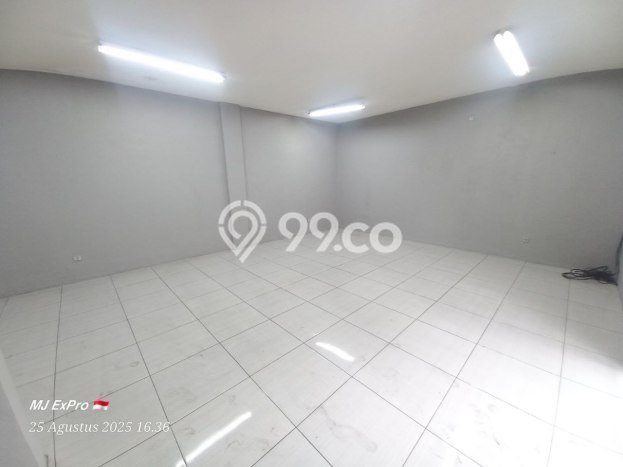 Ruko Dijual di Bandung LT 105m2 & LB 200m2 Lokasi Terbaik! Ruko Dijual di Bandung LT 105m2 & LB 200m2 Lokasi Terbaik!