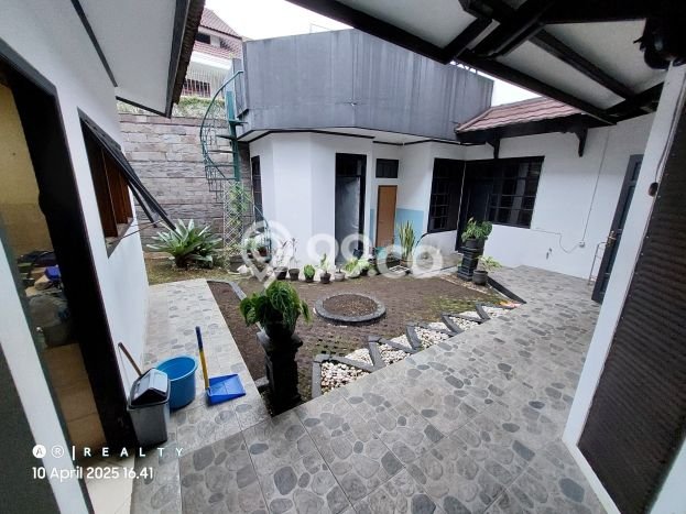 Rumah Elit Modern Tanpa Renovasi di Bandung Utara Bandung Rumah Elit Modern Tanpa Renovasi di Bandung Utara Bandung