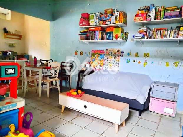 For Sale Hunian Rumah Nyaman 2 KT di Bintaro, Tangerang Selatan For Sale Hunian Rumah Nyaman 2 KT di Bintaro, Tangerang Selatan
