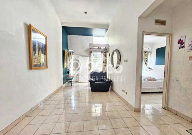 Rumah Modern Cantik 2 KT Bisa Langsung Pindah di Serpong Utara Rumah Modern Cantik 2 KT Bisa Langsung Pindah di Serpong Utara