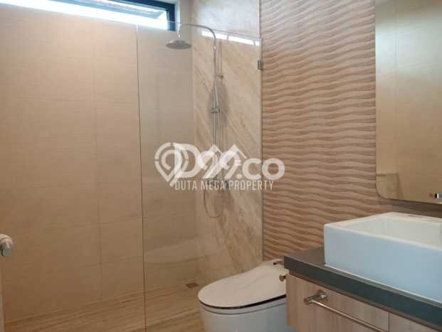 For Sale! Luxury House LT 248m2 Desain Elegan di Alam Sutera For Sale! Luxury House LT 248m2 Desain Elegan di Alam Sutera