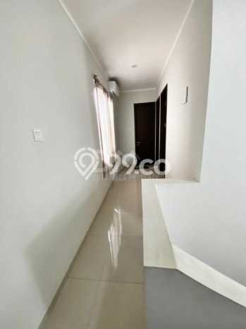Rumah Minimalis 3 Kamar LT 85m2 di Graha Raya Rumah Minimalis 3 Kamar LT 85m2 di Graha Raya