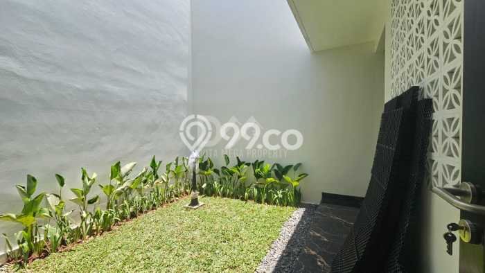 Hunian Eksklusif Siap Huni LT 180m2 di BSD, Tangerang Selatan Hunian Eksklusif Siap Huni LT 180m2 di BSD, Tangerang Selatan