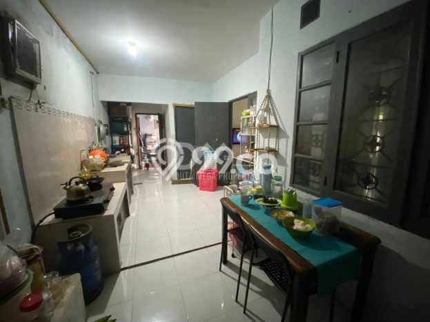 Rumah Luas Asri 2 KT Siap Huni di Graha Raya Tangerang Rumah Luas Asri 2 KT Siap Huni di Graha Raya Tangerang