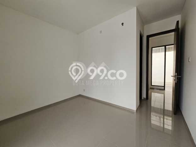 For Sale Hunian Rumah Terawat 3 Kamar di Graha Raya, Tangerang For Sale Hunian Rumah Terawat 3 Kamar di Graha Raya, Tangerang