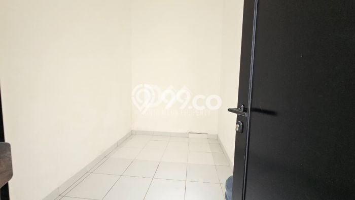 Jual Rumah Mewah Megah Dengan View Eksklusif di Joglo, Jakarta Barat Jual Rumah Mewah Megah Dengan View Eksklusif di Joglo, Jakarta Barat
