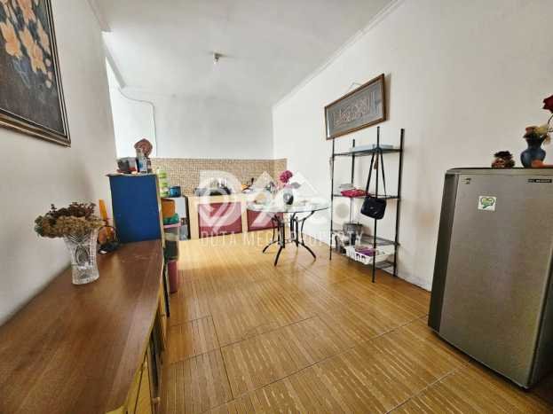 Rumah Modern Cantik 2 KT Bisa Langsung Pindah di Serpong Utara Rumah Modern Cantik 2 KT Bisa Langsung Pindah di Serpong Utara