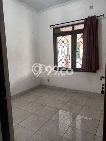 Rumah Minimalis 5 Kamar LT 140m2 di Villa Melati Mas Rumah Minimalis 5 Kamar LT 140m2 di Villa Melati Mas