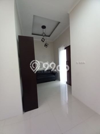 Jual Rumah Luas Megah Dengan View Eksklusif di Ciater, Tangerang Jual Rumah Luas Megah Dengan View Eksklusif di Ciater, Tangerang