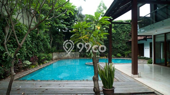 Rumah Elit Modern Tanpa Renovasi di Kemang Jakarta Selatan Rumah Elit Modern Tanpa Renovasi di Kemang Jakarta Selatan