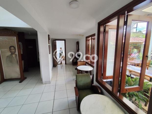 Dijual Rumah Mewah Megah Dengan View Eksklusif di Sumurbandung, Bandung Dijual Rumah Mewah Megah Dengan View Eksklusif di Sumurbandung, Bandung