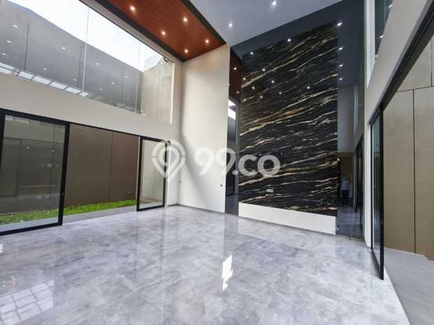 Rumah Mewah LB 600m2 Siap Pakai Desain Elegan di Summarecon Bandung, Bandung Rumah Mewah LB 600m2 Siap Pakai Desain Elegan di Summarecon Bandung, Bandung