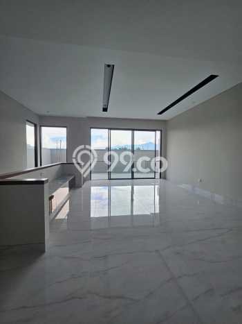 Dijual Rumah Luas Megah Dengan View Eksklusif di Summarecon Bandung, Bandung Dijual Rumah Luas Megah Dengan View Eksklusif di Summarecon Bandung, Bandung