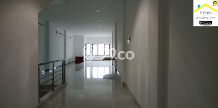 Ruko untuk Disewa di Pusat Jakarta Pusat Luas Bangunan 650m2 Ruko untuk Disewa di Pusat Jakarta Pusat Luas Bangunan 650m2