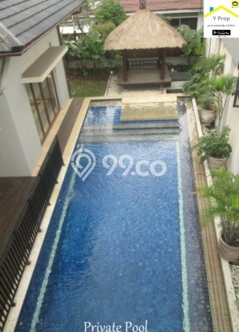 Rumah Kondisi Baik Disewakan di Kemang, Jakarta Selatan LT 411m2, LB 538m2 Rumah Kondisi Baik Disewakan di Kemang, Jakarta Selatan LT 411m2, LB 538m2