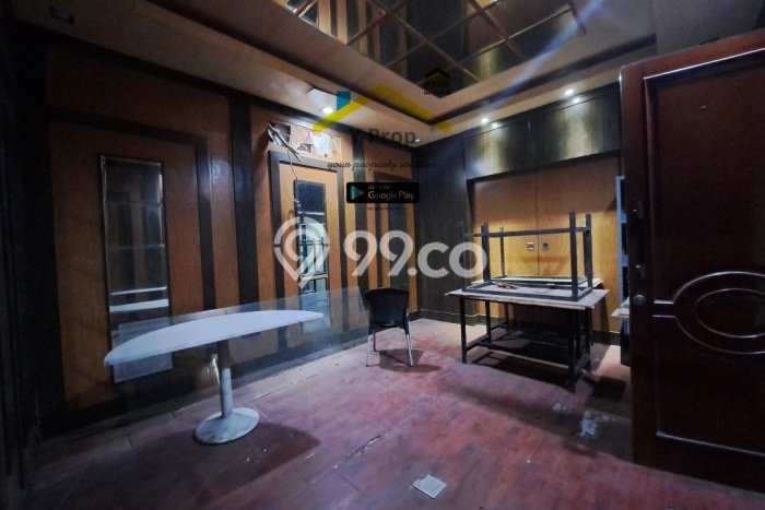 Ruko Dijual di Prime Area Jakarta Barat Luas 600m2 Ruko Dijual di Prime Area Jakarta Barat Luas 600m2