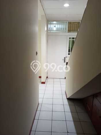 For Sale! Luxury House LT 165m2 Desain Elegan di Tomang For Sale! Luxury House LT 165m2 Desain Elegan di Tomang