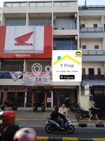 Unit Ruko Dijual di Jakarta Barat LT 100m2 & LB 250m2 Unit Ruko Dijual di Jakarta Barat LT 100m2 & LB 250m2