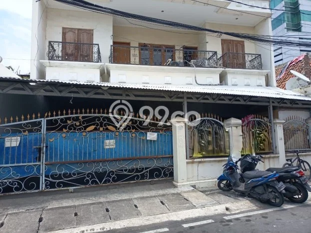 Tersedia Rumah Kost di Kebon Sirih, Jakarta Pusat 26 Kamar Tersedia Rumah Kost di Kebon Sirih, Jakarta Pusat 26 Kamar