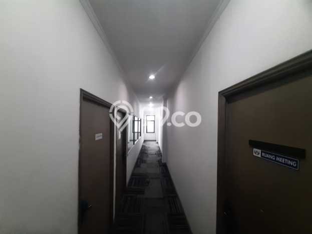 Ruko untuk Disewa di Pusat Jakarta Pusat Luas Bangunan 2000m2 Ruko untuk Disewa di Pusat Jakarta Pusat Luas Bangunan 2000m2