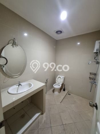 Jual Rumah Mewah Megah Dengan View Eksklusif di Green Ville, Jakarta Barat Jual Rumah Mewah Megah Dengan View Eksklusif di Green Ville, Jakarta Barat