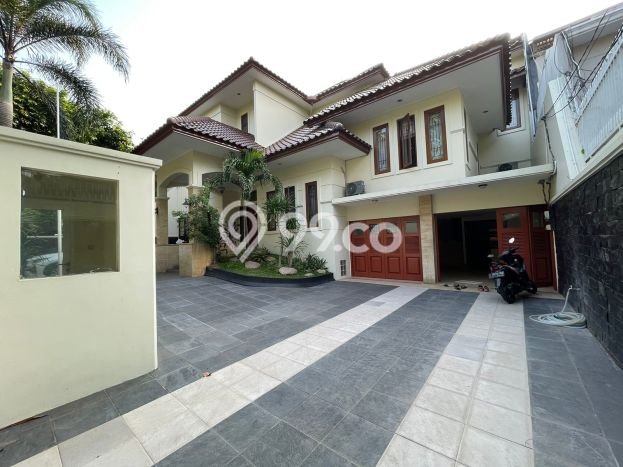 Dijual Rumah Premium dengan Fasilitas Sekitar Komplit di Kebayoran Baru, Jakarta Selatan Dijual Rumah Premium dengan Fasilitas Sekitar Komplit di Kebayoran Baru, Jakarta Selatan