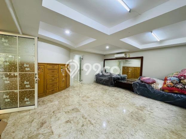 Jual Rumah Mewah Megah Dengan View Eksklusif di Lippo Karawaci, Tangerang Jual Rumah Mewah Megah Dengan View Eksklusif di Lippo Karawaci, Tangerang