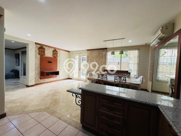 Jual Rumah Mewah Megah Dengan View Eksklusif di Lippo Karawaci, Tangerang Jual Rumah Mewah Megah Dengan View Eksklusif di Lippo Karawaci, Tangerang