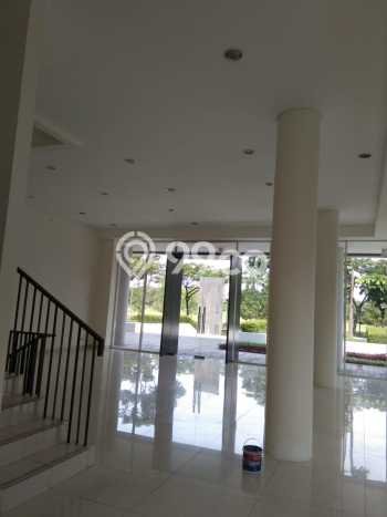 Komersial Bagus Dijual LB 738m2 Lokasi Strategis Tangerang Area Cocok untuk Berbisnis Komersial Bagus Dijual LB 738m2 Lokasi Strategis Tangerang Area Cocok untuk Berbisnis