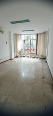 PRIME LOCATION! Ruko Kawasan Jatinegara, Luas 254m2m², Kawasan Komersial, Lokasi Premium PRIME LOCATION! Ruko Kawasan Jatinegara, Luas 254m2m², Kawasan Komersial, Lokasi Premium